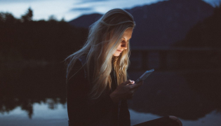 Sommeil et lumière bleue